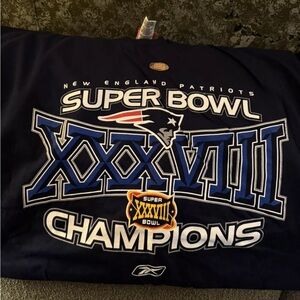 New England patriots XXXVIII Super Bowl champions large t shirt